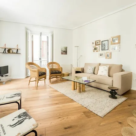 Plaza De La Center Apartment