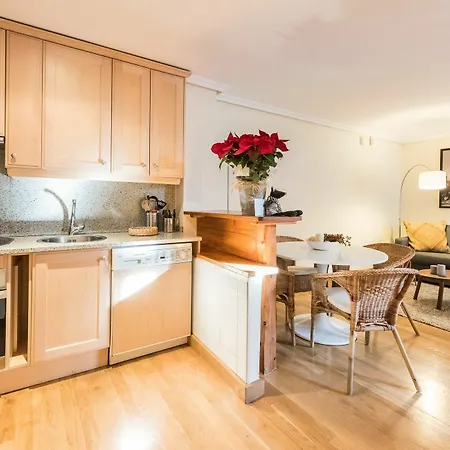 Apartment Recoletos Center *