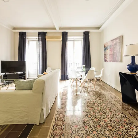 Nunez De Balboa Center Apartment *