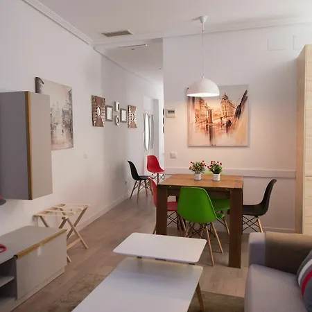 Apto. De Diseno Puerta Del Sol 10 Apartment