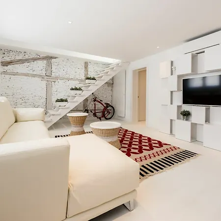 El Retiro Center Apartment *