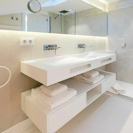 El Retiro Center Apartment Madrid