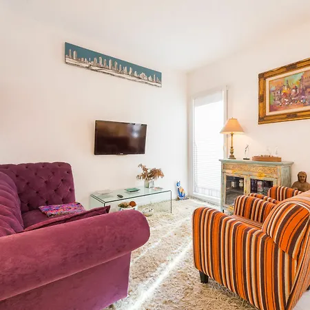 Moderno Chamberi Apartment