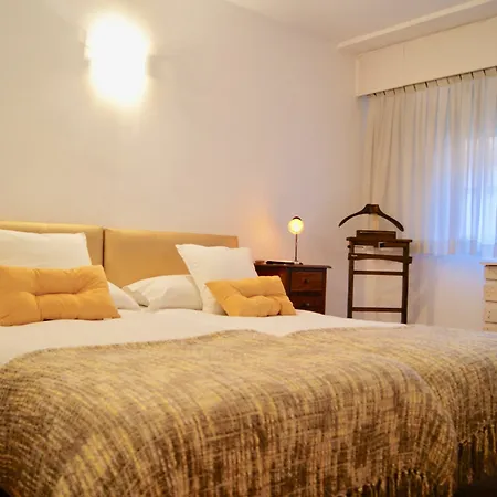 Oh Mayor Square Apartment *