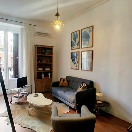 Apartment In Lavapies By Allo Housing Madrid