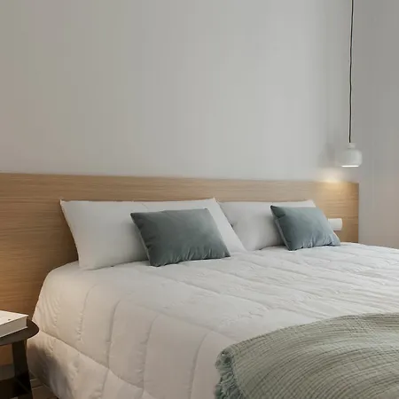 Mh Aparthotel 4*