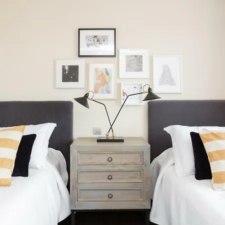 Selton Plaza España Apartamento Madrid
