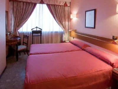 Foxa 25 Hotel Madrid
