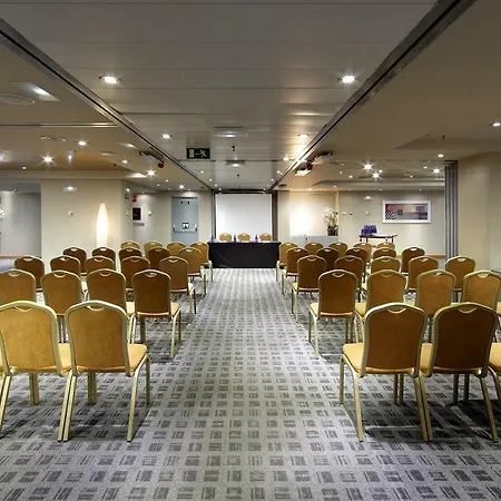 Exe Plaza Hotel