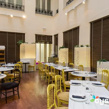马德里萨尔第耐罗酒店 酒店 4*