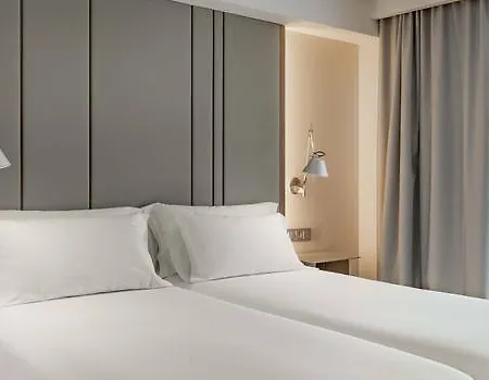 Hotel Nh Paseo De La Habana 4*