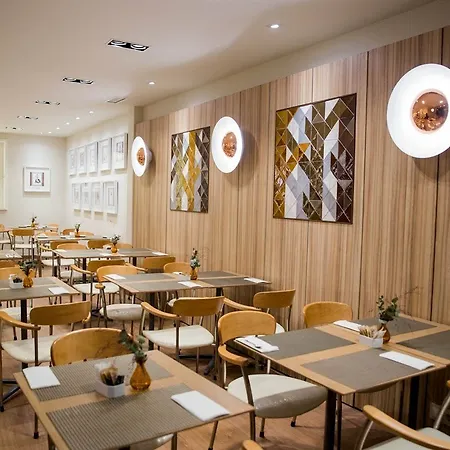 Hotell Opera Madrid