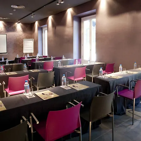 Hotel Petit Palace Santa Bárbara 4*