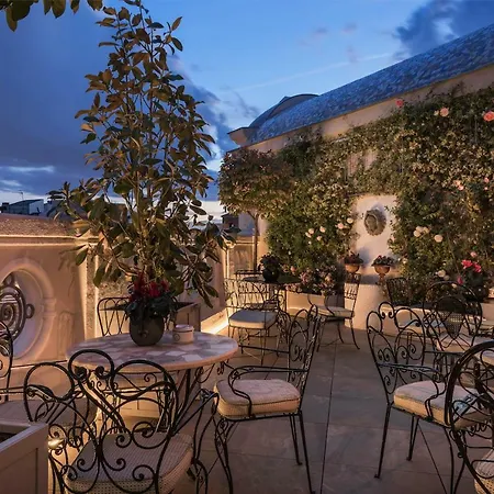 Relais & Chateaux Heritage Hotel 5*
