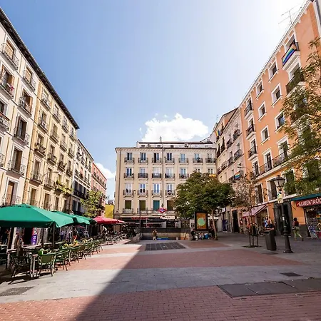 Genteel Chueca Apartment Madrid