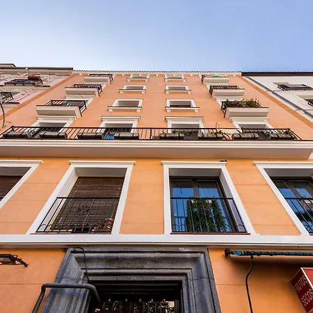 Genteel Chueca *