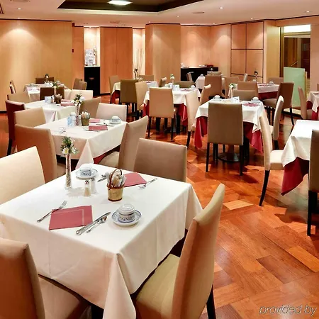 马德里迩柔萨达尔格兰大街酒店 酒店 4*