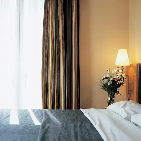 Hotel Nh Atocha Madrid