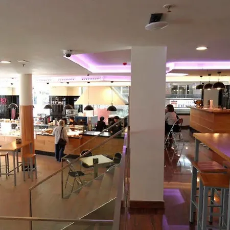 埃克蒙克洛亚酒店 酒店