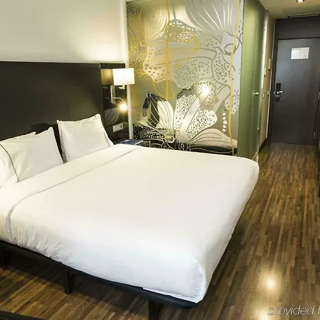 Hotel Ac Recoletos By Marriott 4*