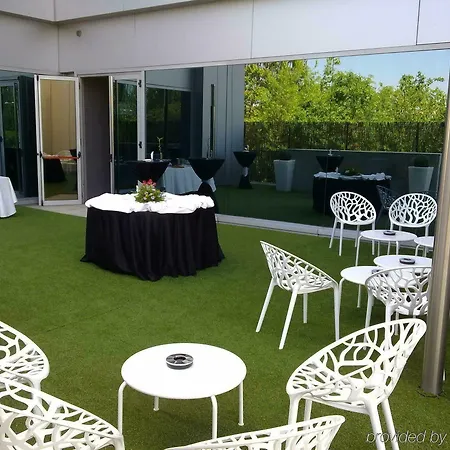 Hotel Nuevo Madryt