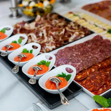 호텔 프티 팰리스 알칼라 4*