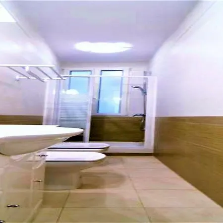 Mc Yolo Apartamento Ronda Atocha * Madrid