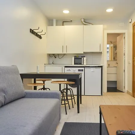 Gran Via, Behap Apartment *