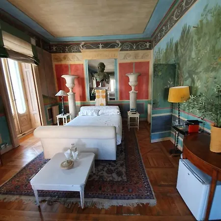 Guest house Escala Opera