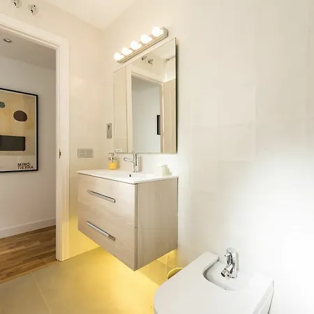 Hotel Latina - Madflats Collection 3*