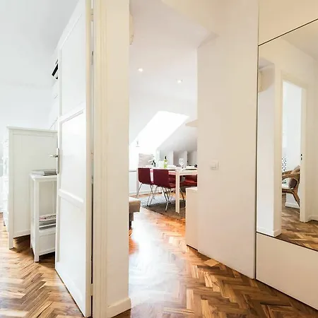 Gran Via Apartment