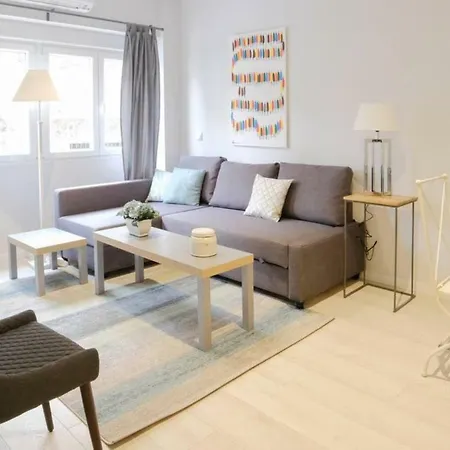 Charming Studio In Cuatro Caminos Area Apartment *