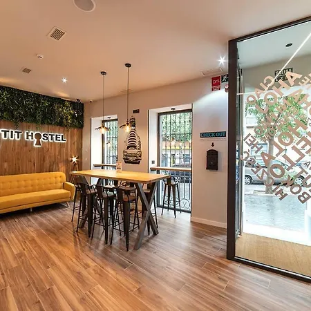 Petit La Latina (adults Only) Hostel