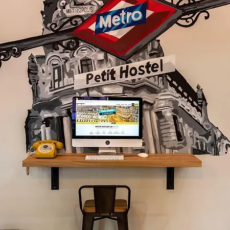 Petit La Latina (adults Only) Hostel