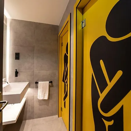 Petit La Latina (adults Only) * Madrid