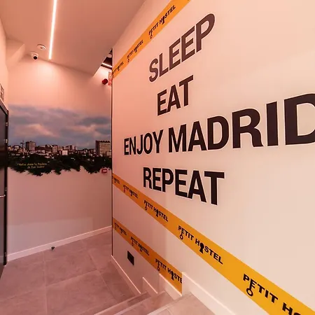 Petit La Latina (adults Only) * Madrid