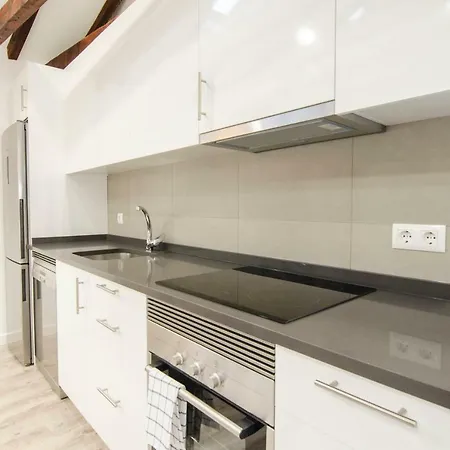 Gran Via Apartment Madrid