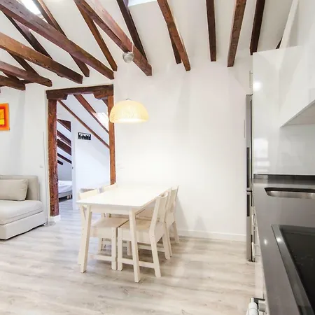 Gran Via Apartment