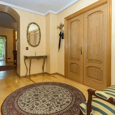 Calle Huertas Apartment