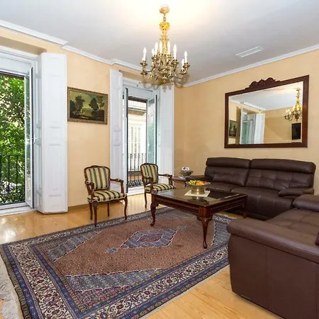 Calle Huertas Apartment