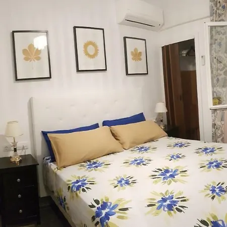 Tirso Molina Apartment *