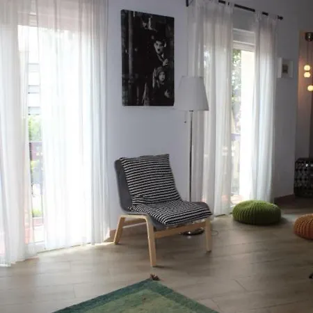 Ronda De Segovia Apartamento *