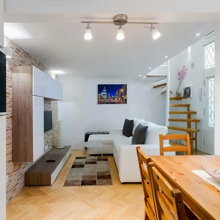 Dobohomes - Bolsa * Madrid