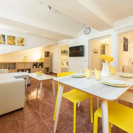 Apartment Plaza Mayor 2 *