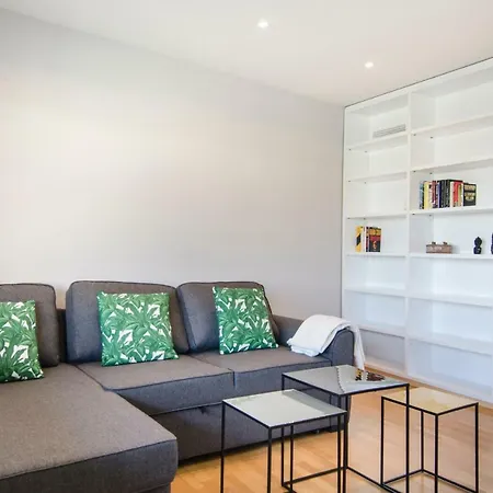 Apartamento Santa Cruz De Marcenado 4 Madrid