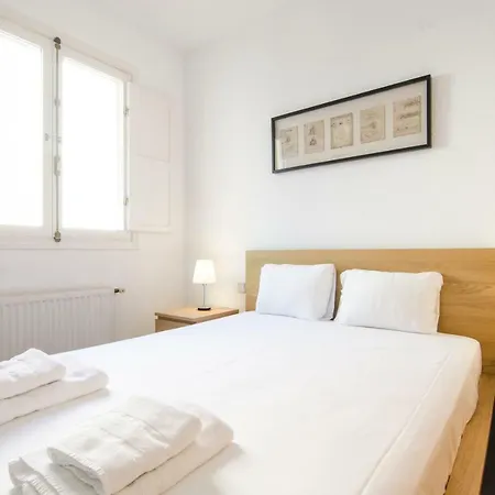 Zorrilla, 25 *