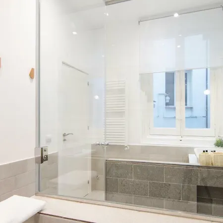 Apartment Renovated And Modern- 3bd 2bth- Anton Martin Madrid