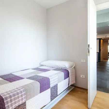Apartamento Santa Cruz De Marcenado 4 *