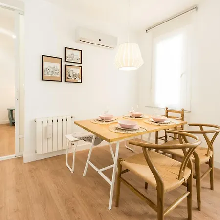 Apartment Infantas 23