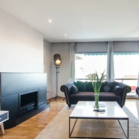 Santa Cruz De Marcenado 4 Apartamento Madrid